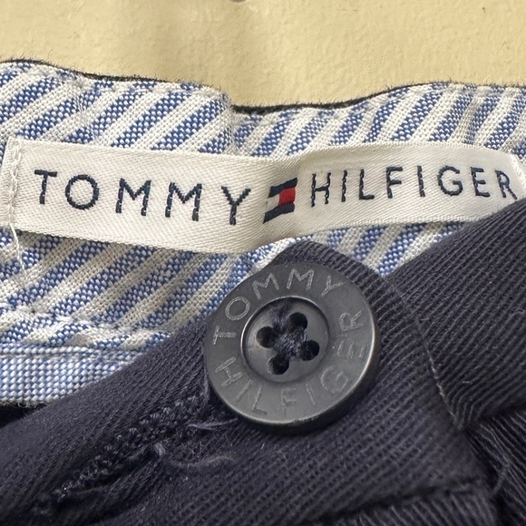 Tommy Hilfiger Shorts - Picture 4 of 10